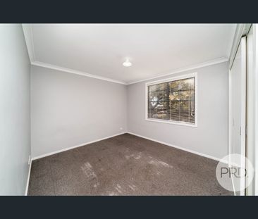 132 Macleay Street, Mount Austin, NSW 2650 - Photo 2