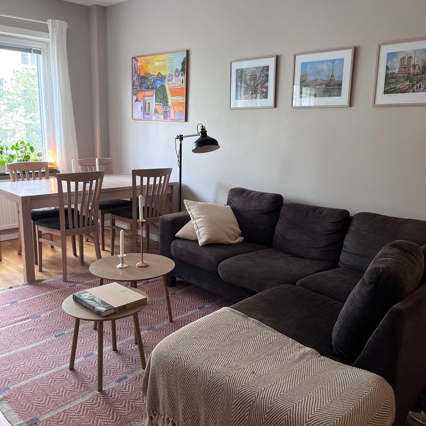 Råsundavägen, Solna - Photo 1