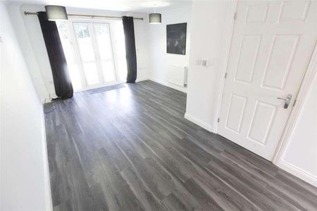 Derisley Close, Byfleet, West Byfleet, KT14 - Photo 3