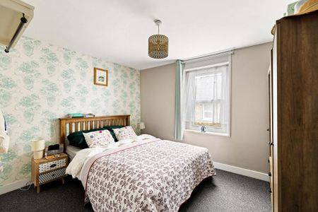 2 bedroom terraced house to rent - Photo 3