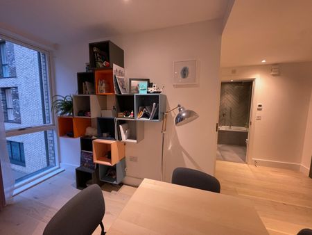 1 Bed Flat, Claremont House, SE16 - Photo 2