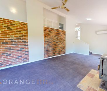 SPACIOUS FAMILY HOME - Photo 1