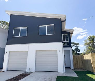 Brand New well appointed 3 Bedroom Townhouses - Photo 3