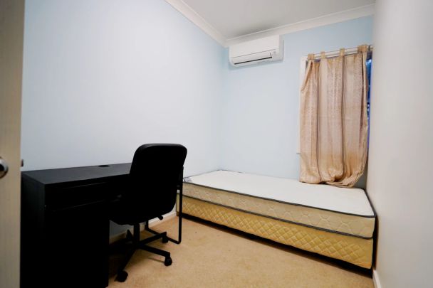 16A Norton St, Sydney - Photo 1