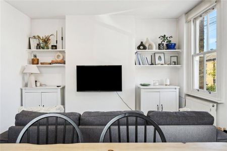 1 bedroom flat to rent - Photo 2