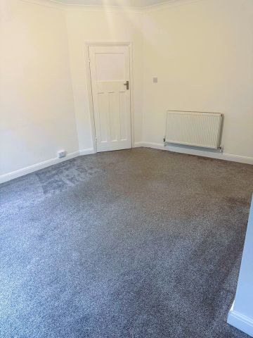 3 Bed Semi-Detached House, Wheats Avenue, B17 - Photo 2