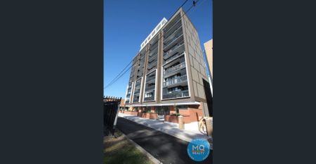 2 Bed 2 Parking APT with Timber Flooring Through out, close to Lidcomeb Station - Photo 3