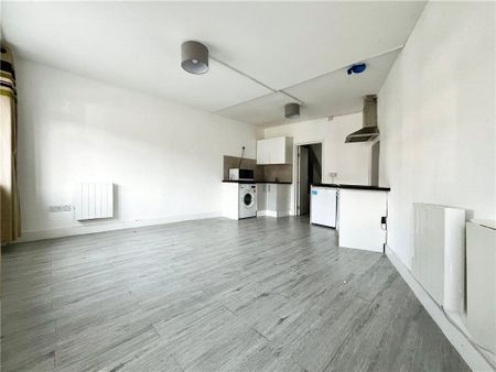 Twickenham Road, Isleworth, TW7 7DT - Photo 3