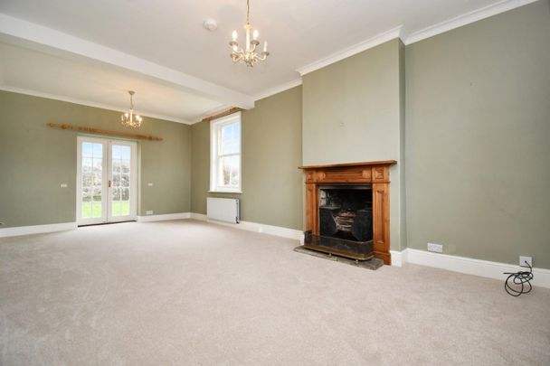 3 bedroom semi-detached house to rent - Photo 1