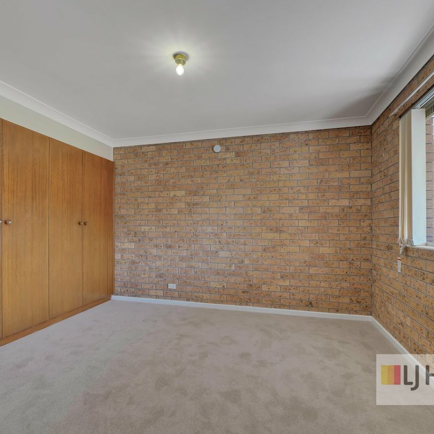 "Freshly Updated Unit" - Photo 1