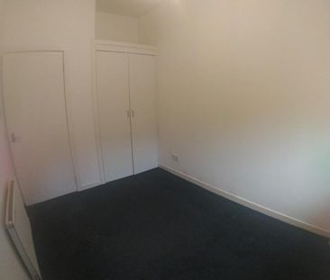 2 Bed Flat, Glasgow, G31 - Photo 2