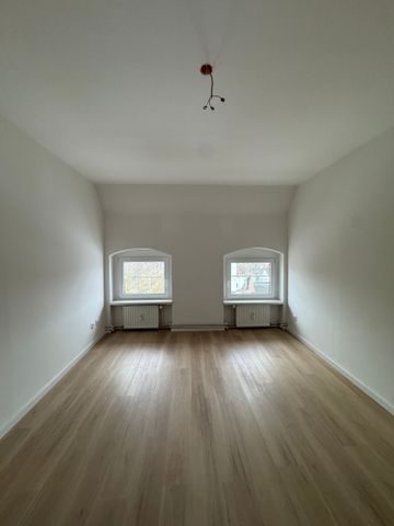 Hell und grün Wohnen – 2 Zimmer in Niederschönhausen suchen neue/n Mieter/in - Photo 3