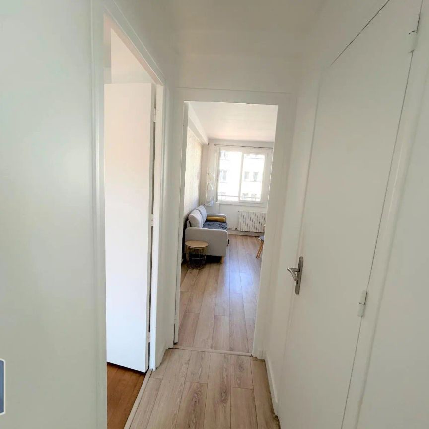 Appartement à louer 4 pièces 63.81m² - Photo 1