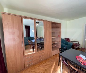 Garsoniera, 35 mp, pat matrimonial, zona UMF - Photo 1
