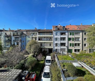 Charmante 5.5-Zimmer-Maisonette-Wohnung in ruhigem Hinterhof - Photo 4