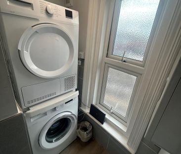 1 bedroom in a house share to rent - Photo 6