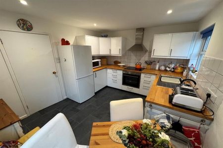 1 Sandringham Mews, Belfast, BT5 6JX - Photo 4