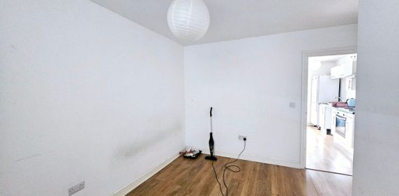 Bellevue Road - Photo 2