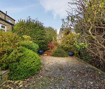 3 bedroom semi-detached house to rent - Photo 3