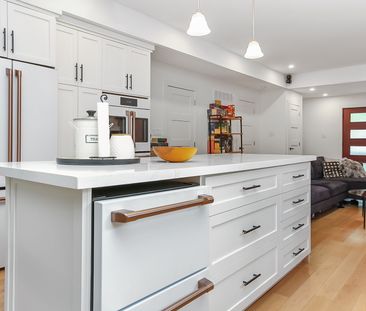 For Lease - 12 49TH Street, Wasaga Beach, Ontario - Photo 2