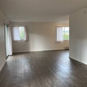 Vacant & Available Now 2 Bedroom - Photo 2