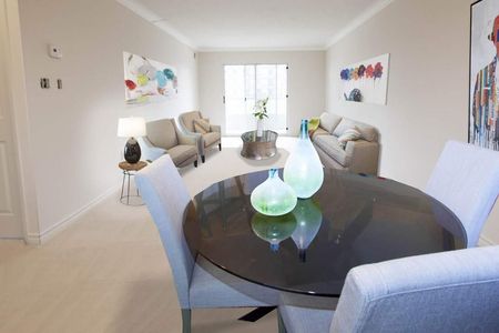 Capulet Towers IV - Photo 2