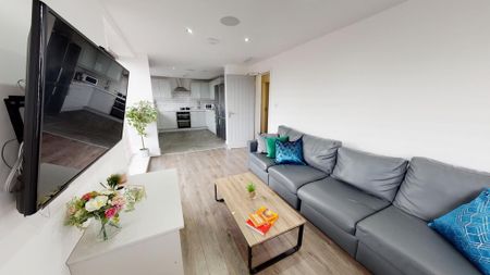 6 bedroom flat to rent - Photo 2