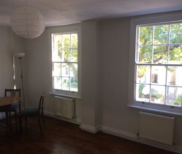 2 Bed Flat, Urlwin Street, SE5 - Photo 3