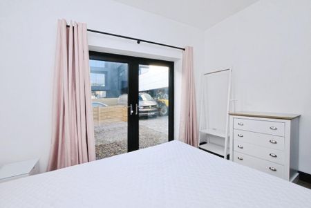 2 bedroom semi-detached house to rent - Photo 4