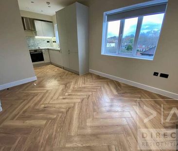 East Street, Epsom, KT17 - Photo 3