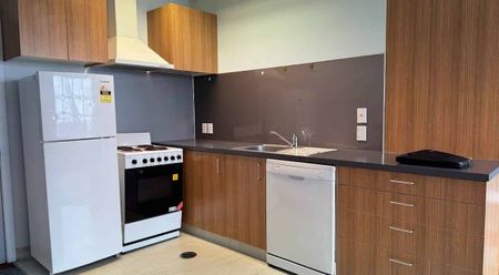 4E/107 Manners, Te Aro - Photo 5