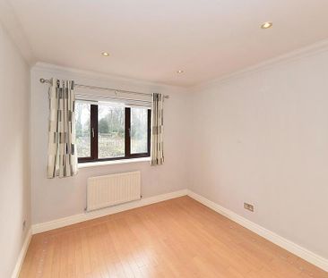 4 bedroom detached house to rent - Photo 6