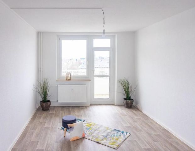 3-Raum-Erdgeschosswohnung mit Balkon - Foto 1