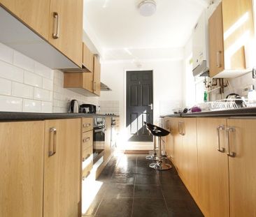 130 Monks Road, Lincoln, Lincolnsire, LN2 5PH - Photo 6