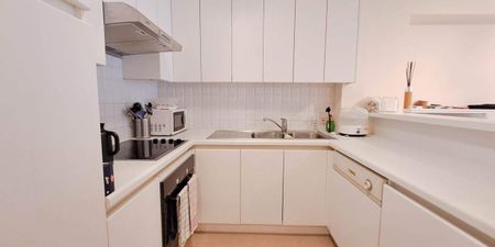 Appartement te huur in Knokke voor € 1.250 met 2 slaapkamers - Foto 3