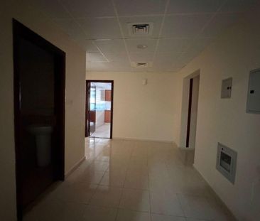 Free AC & parking, spacious, family building. - Photo 5