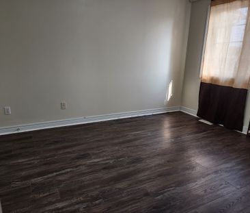 For Lease - 65 Pefferlaw Circle Unit# Upper, Brampton, Ontario - Photo 4