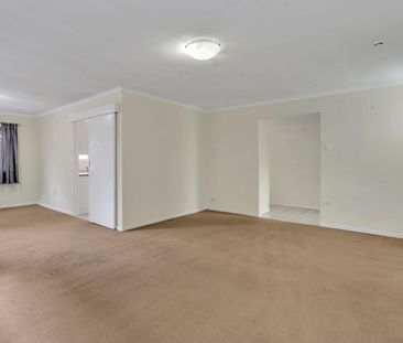 LOWSET FAMILY HOME ON LEVEL BLOCK - Photo 2