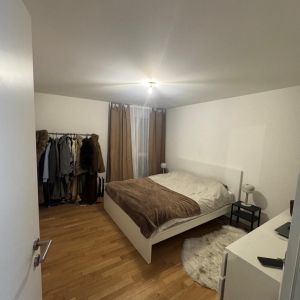 Bel appartement de 2,5 pièces au 1er étage - Photo 2