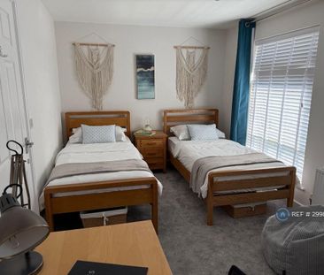 3 bedroom end of terrace house to rent - Photo 6