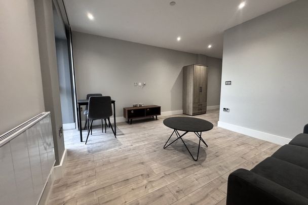 Jarrom Street - Photo 1