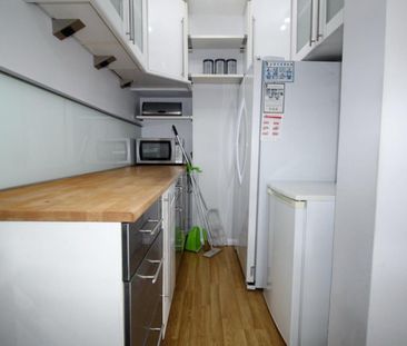 4 Bedroom House - End Terrace To Let - Photo 1