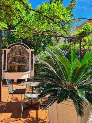 Carrer Nou de Sant Francesc, Barcelona, Catalonia 08002 - Photo 1