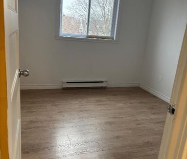 Grand 5 1/2 2e étage - Photo 2
