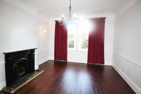 6 bedroom semi-detached house to rent - Photo 4