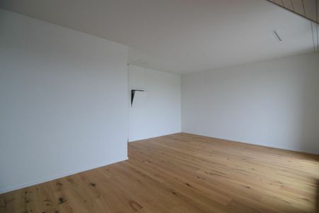 3.5-Zim­mer­woh­nung Neu­bau im Dach­ge­schoss - Photo 2