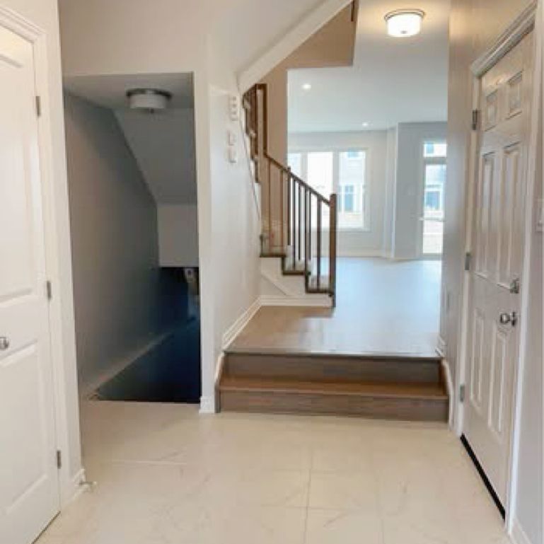 For Lease - 704 Pipit Lane, Barrhaven, Ontario - Photo 1