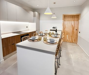 Piso en alquiler en Gran Via, junto a Plaza Universitat - Photo 1