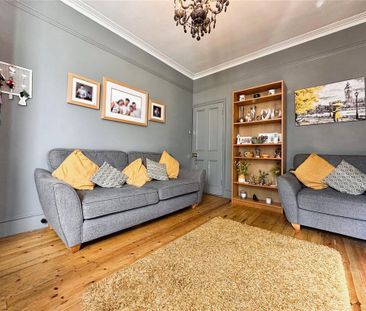 3 bedroom terraced house to rent - Photo 2