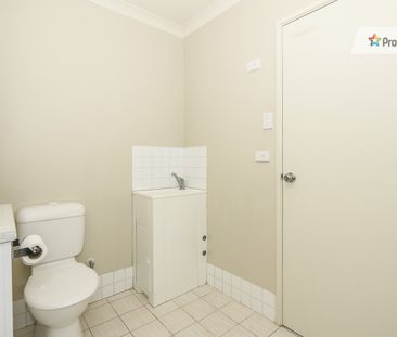 TIDY 2 BEDROOM IN SECURE COMPLEX - Photo 6